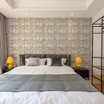 Shanghai Hills & Chuanyu Inn- Line 2,7 Near Sniec & Maglev Baiyang Road